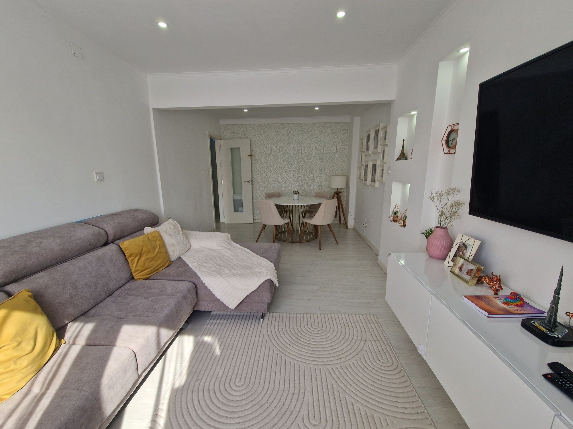 Apartamento T2 - Totalmente remodelado
