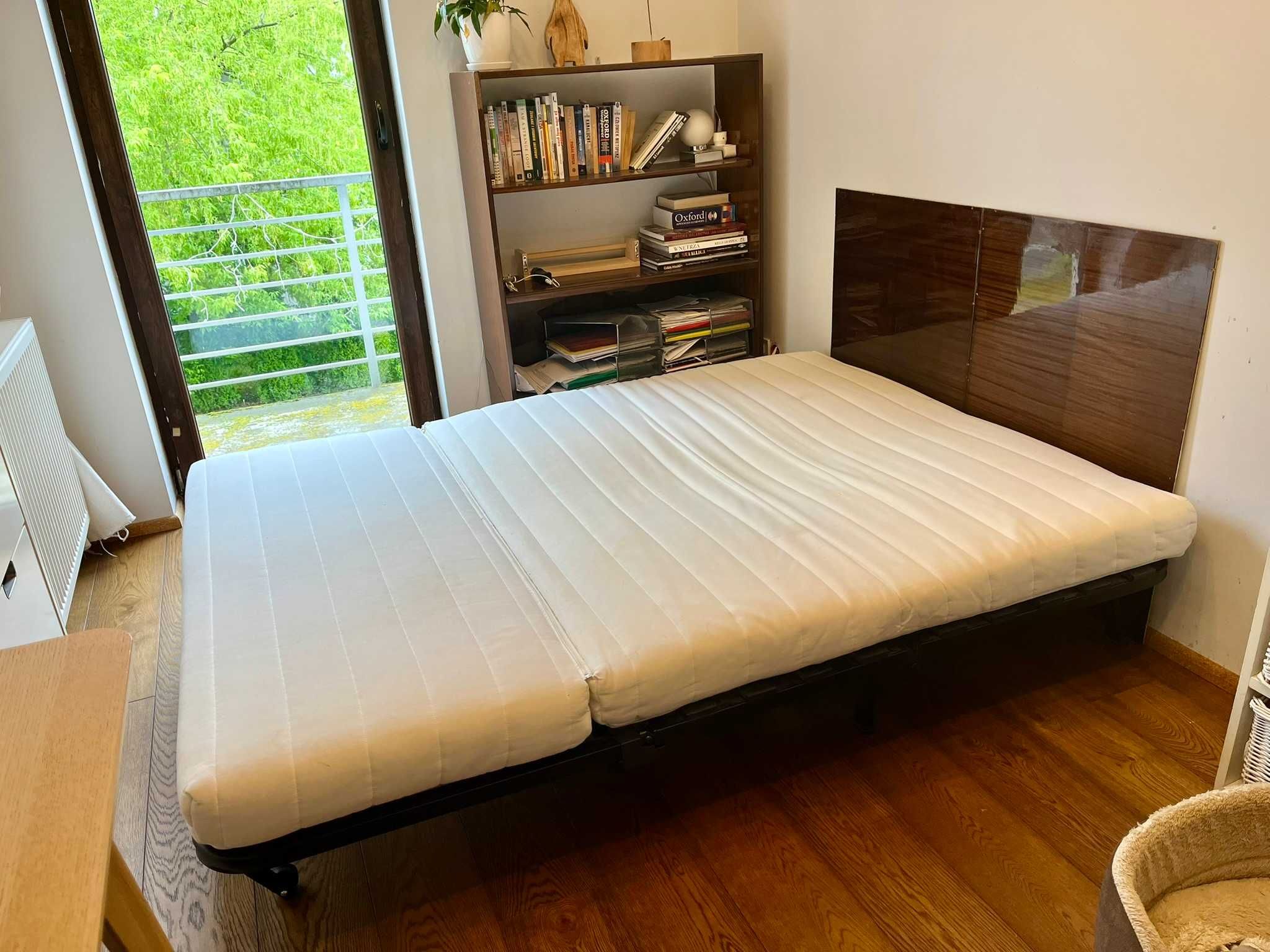 Sofa IKEA LYCKSELE  900.326.81 + top materac, przygotowana do spania