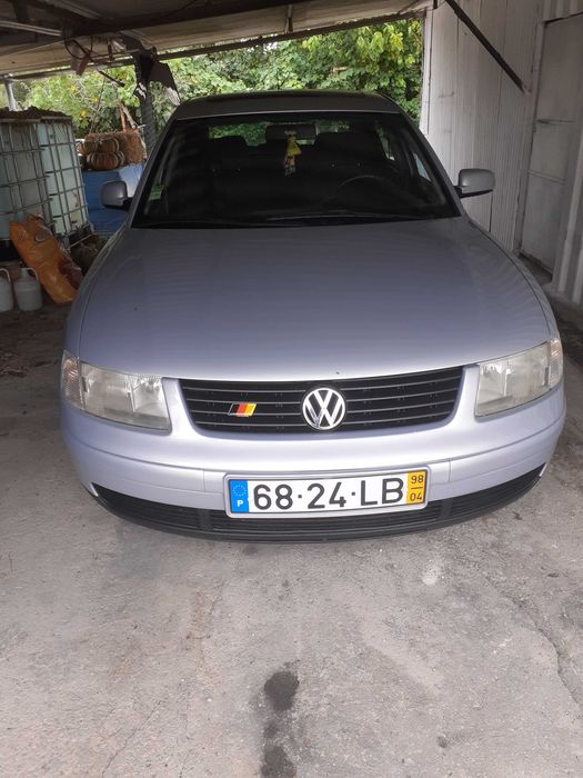 Vemdo passat w B5 como novo