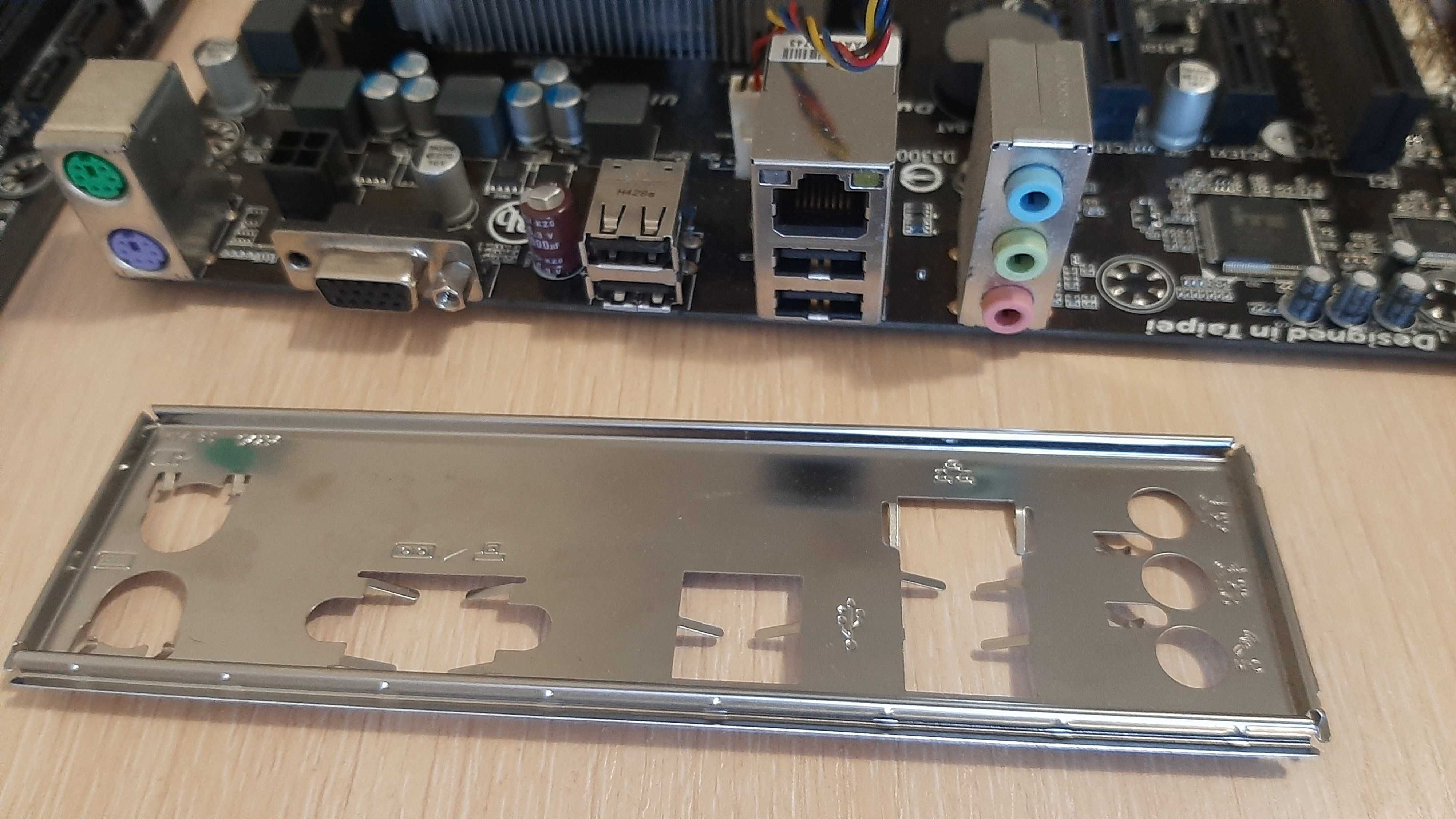 Мат. млата Gigabyte GA-F2A58M-S1 + Проц.AMD  A4-4000