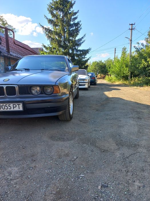 Продам BMW E34 с мотором м50б20