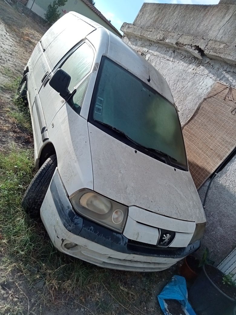 Vendo peças Carrinha Peugeot expert 2000 HDI