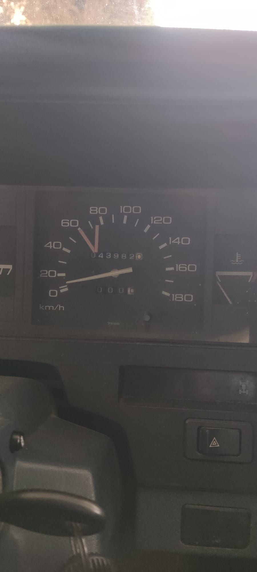 Nissan D21 4x4 com apenas 44.000kms
