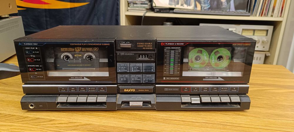 Кассетна дека Sanyo RD-W6105