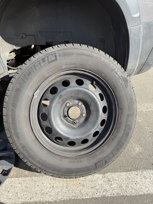Michelin 215/65 R16