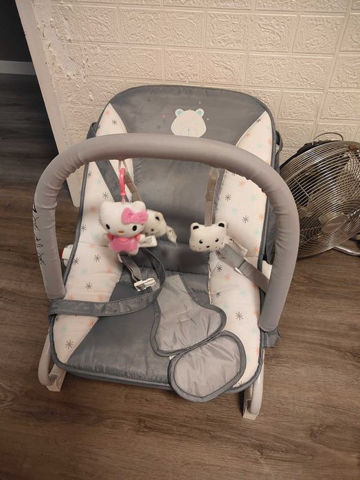 Baloiço bebe em bom estado