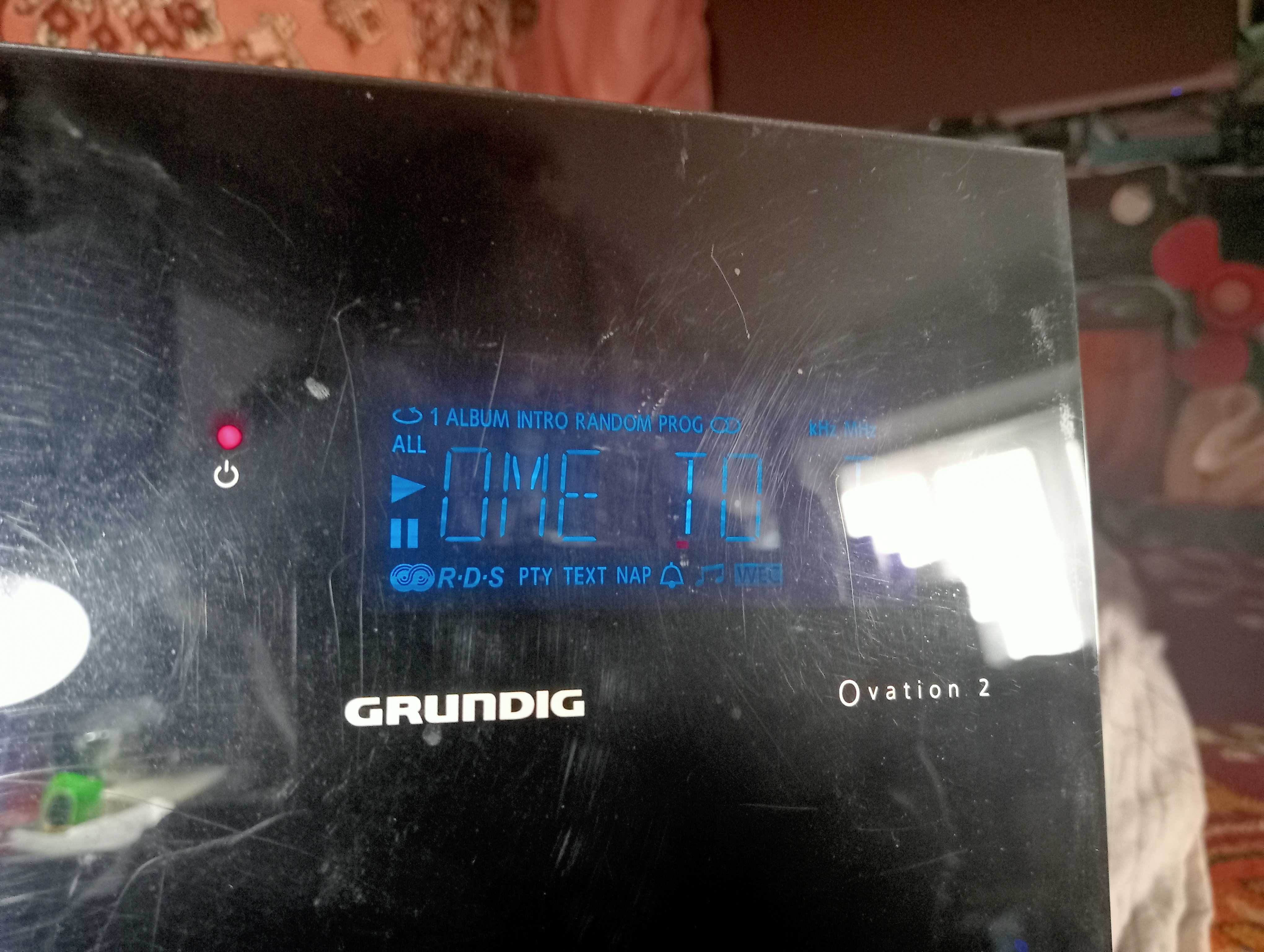 GRUNDIG cds 7000 FM-CD-MP3-флеш плеер с встроенными динамиками и сабом