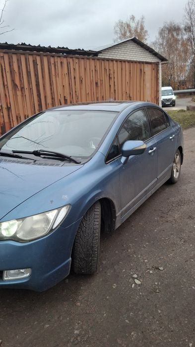 Продам HONDA civic 1.8 газ/бензин