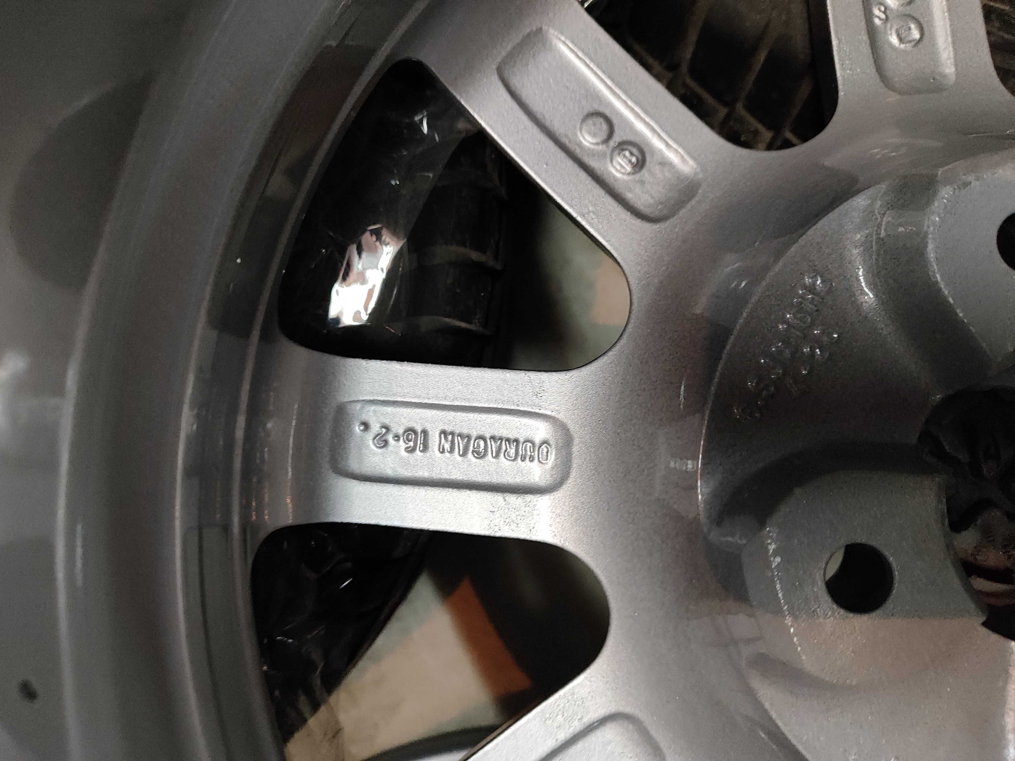 Jantes Peugeot 206 16" conjunto ouragan