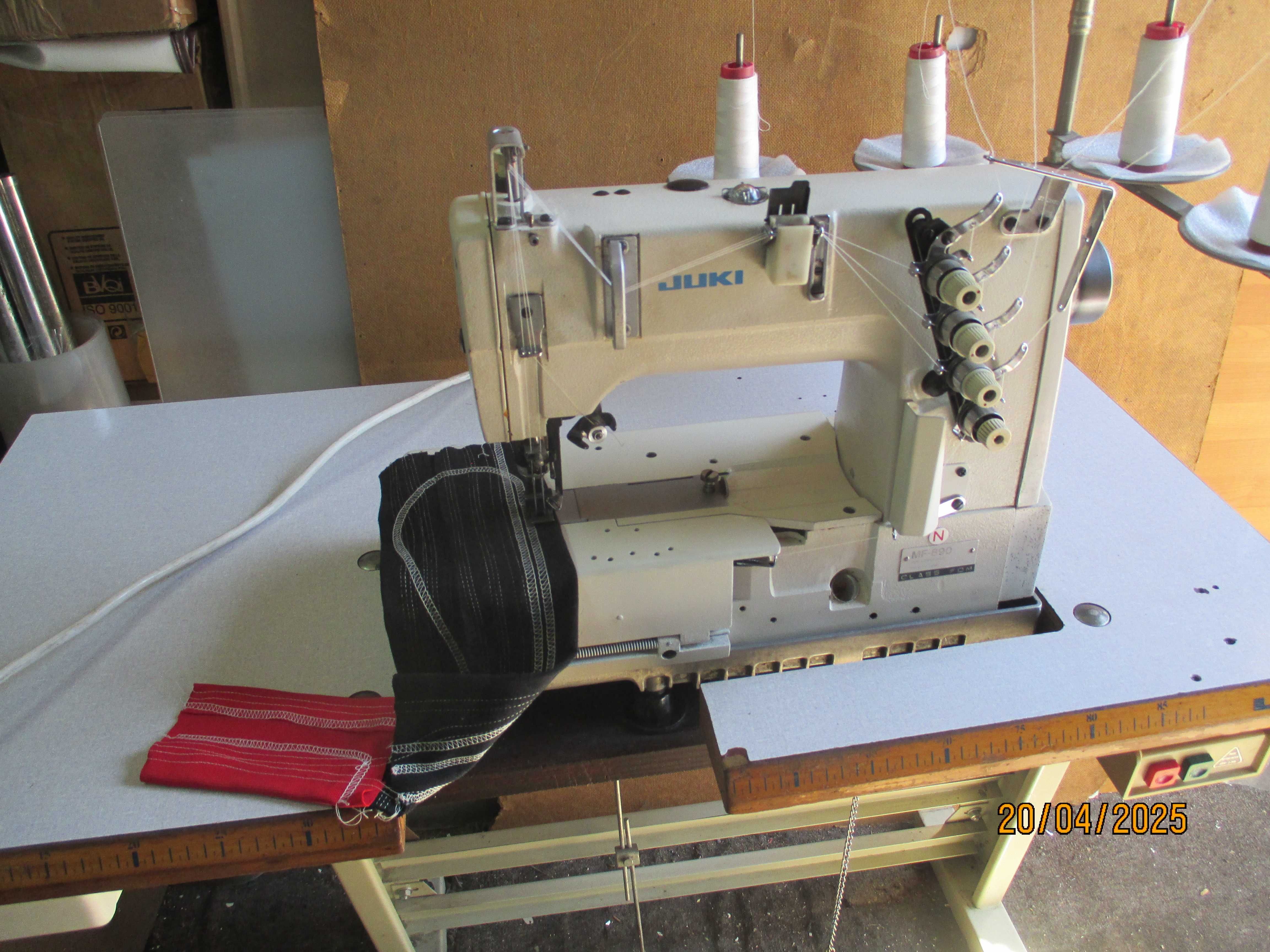 Renderka JUKI - MF - 890 3-igłowa na 220V