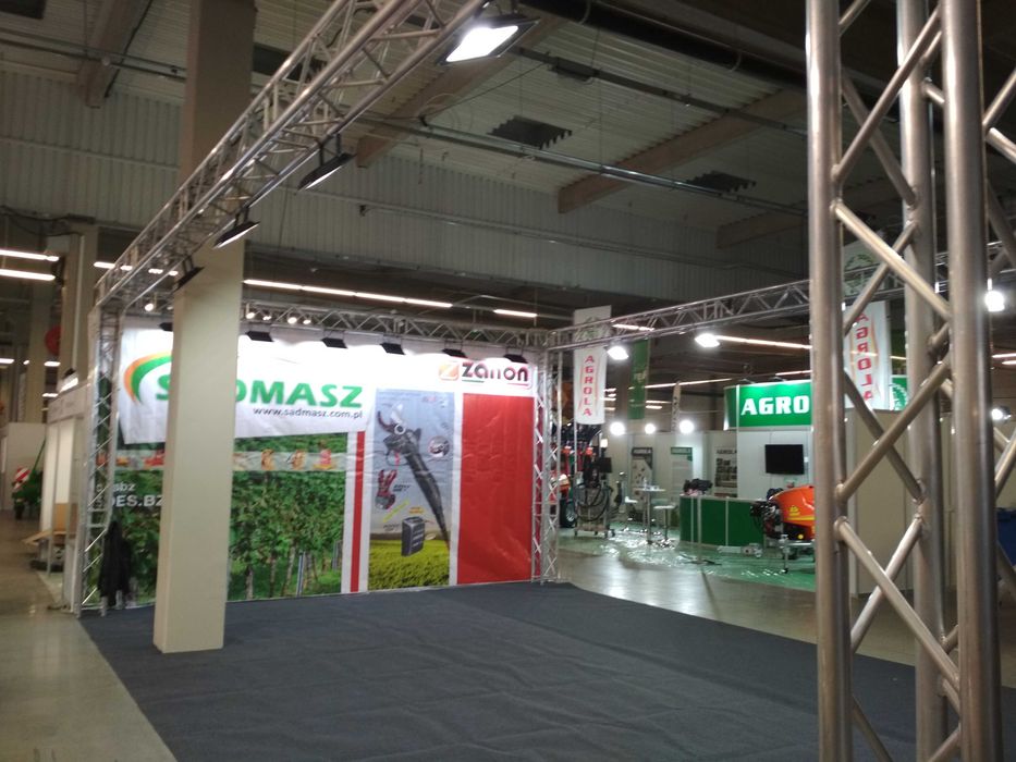 Wynajem konstrucji targowych, zabudowa stoisk, konstrukcje aluminiowe