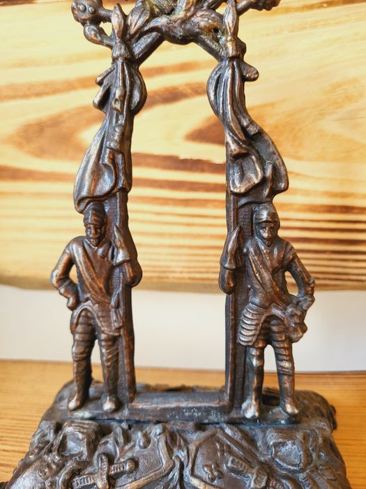 Stara przedwojenna metalowa ramka z motywem wojskowym