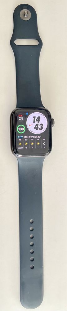 Apple watch SE 44mm  GPS