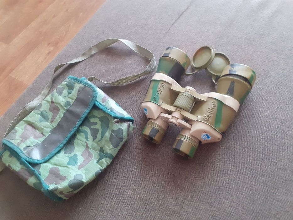 Бинокль есть ремонт пластика.