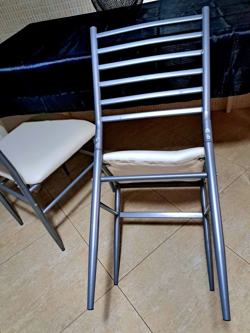 2 Cadeiras de Cozinha