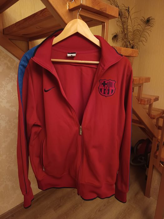 Зипка Найк Барселона легит красная