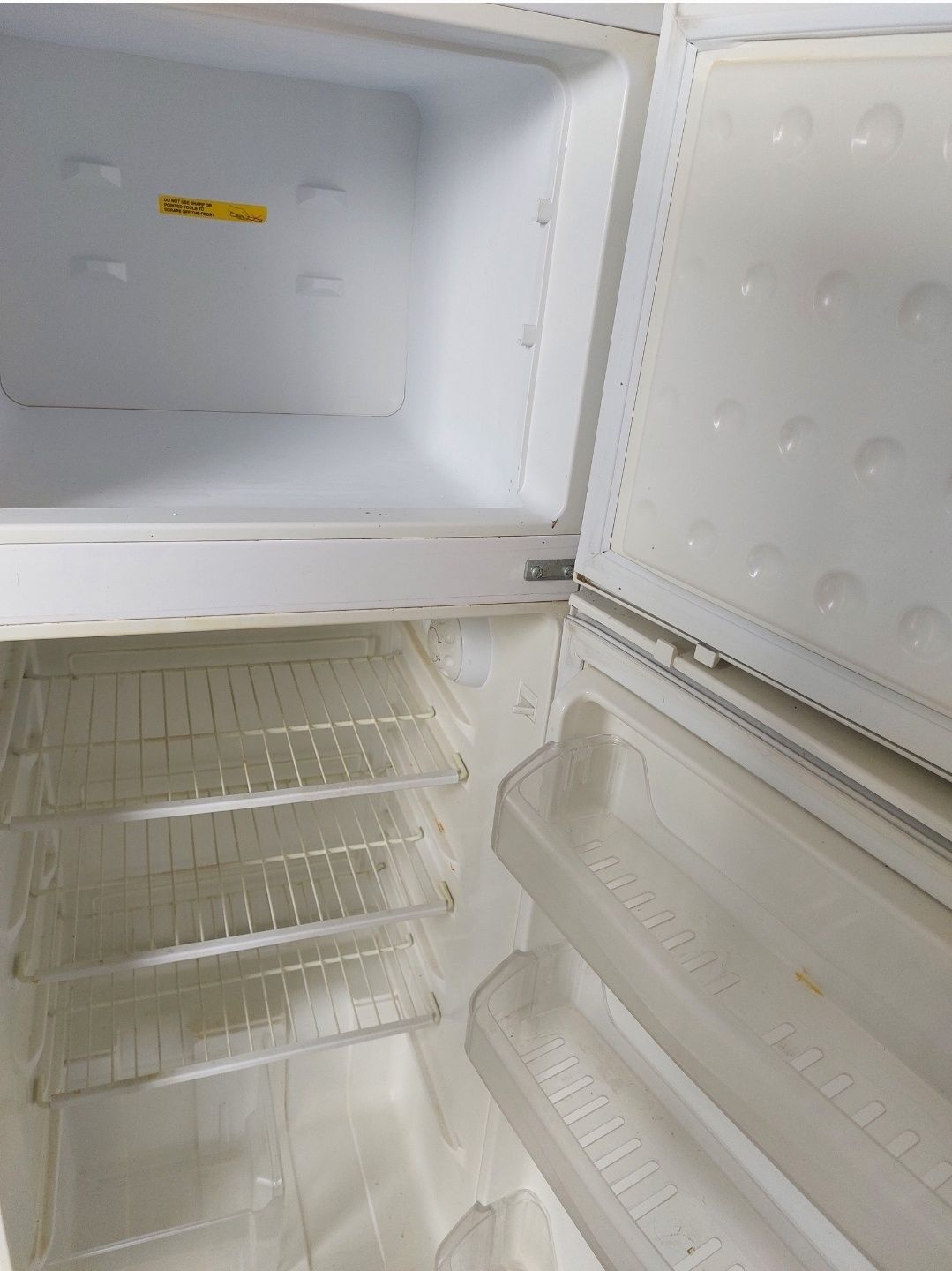 Холодильник робочий можлива доставка