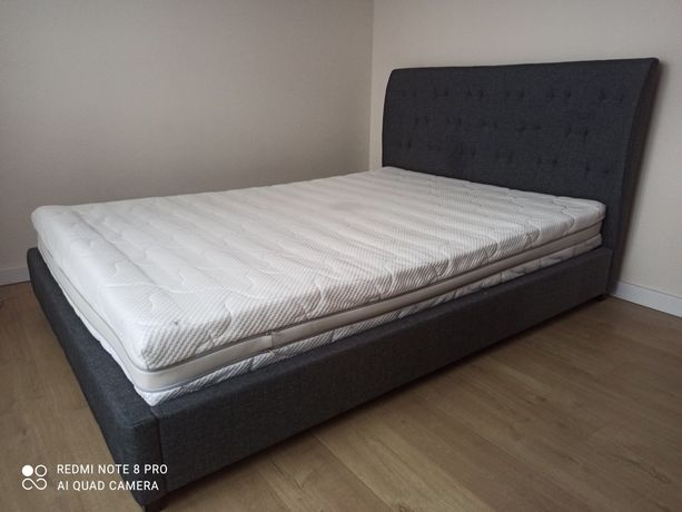 Rama łóżka z materacem 140x200