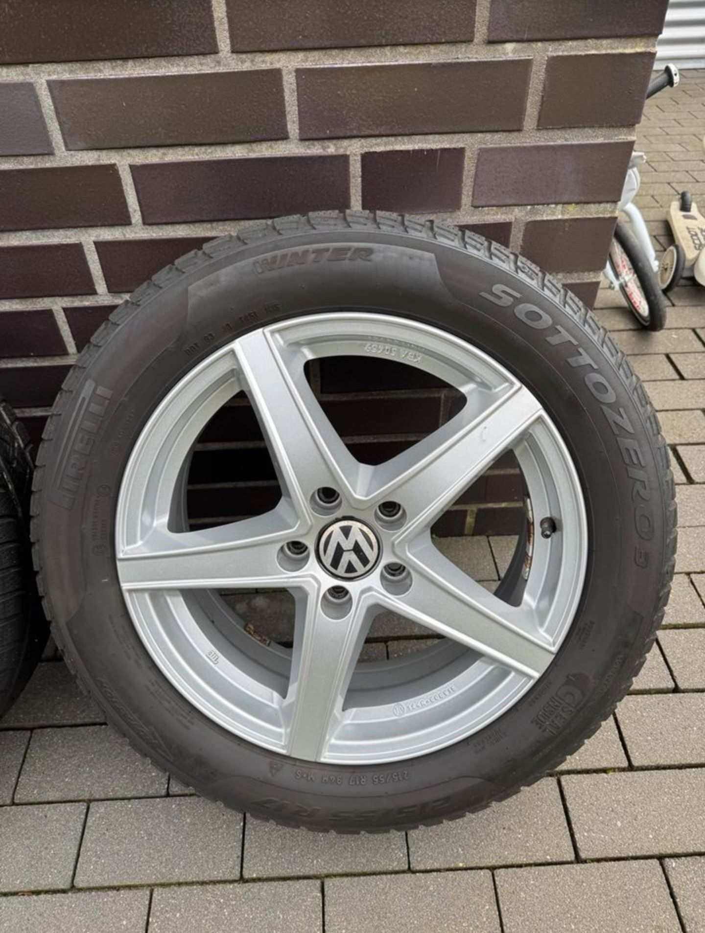 Alufelgi  17' 5x112 do SEAT SKODA VW AUDI plus opony