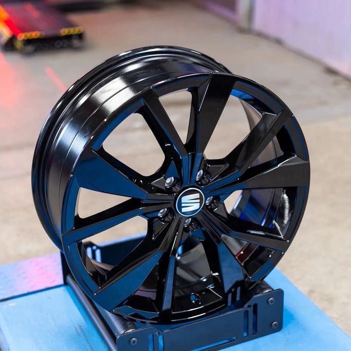 FABRYCZNIE NOWE Felgi Seat 18"  Ibiza Arona