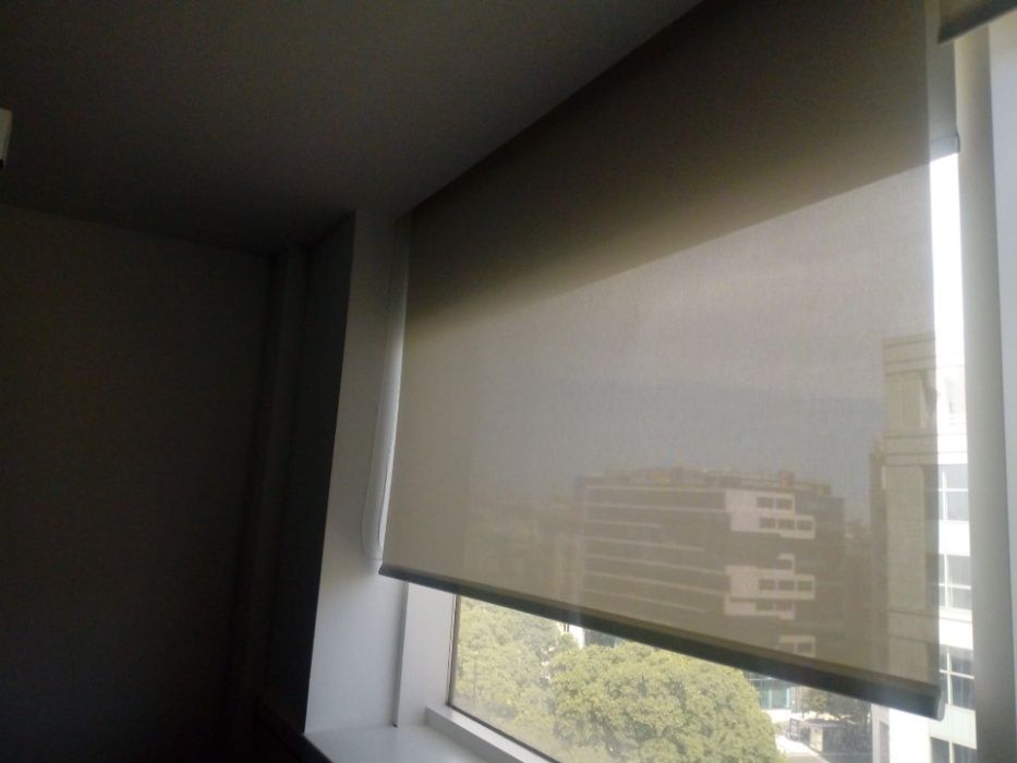 Cortinas/Estores de rolo várias medidas branco e bege