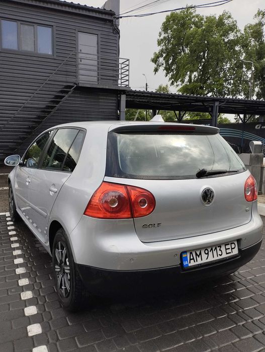 ПРОДАМ Volkswagen  golf V