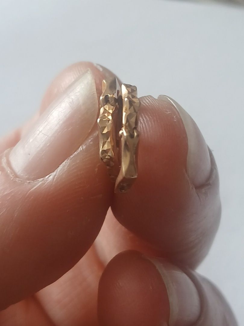Золоті сережки 585 проба