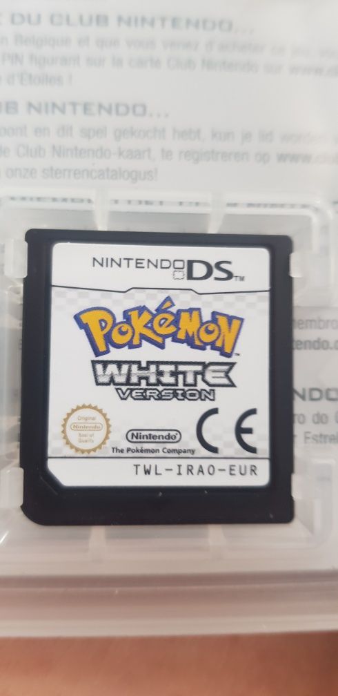 Pokemon White version Nintendo ds
