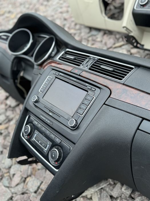 Торпеда Консоль Air bag Безпека  подушкиРемні Шкода Суперб 2 Superb2