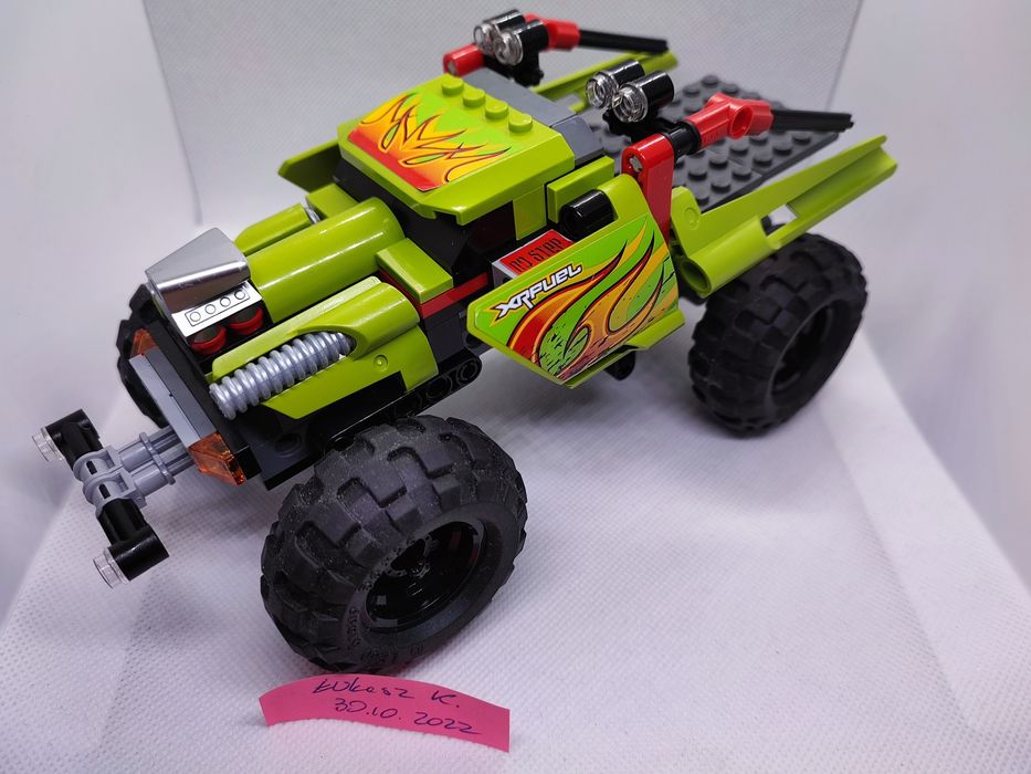 LEGO® 8137 Racers - Booster Beast + 8141 Racers - Off Road Power