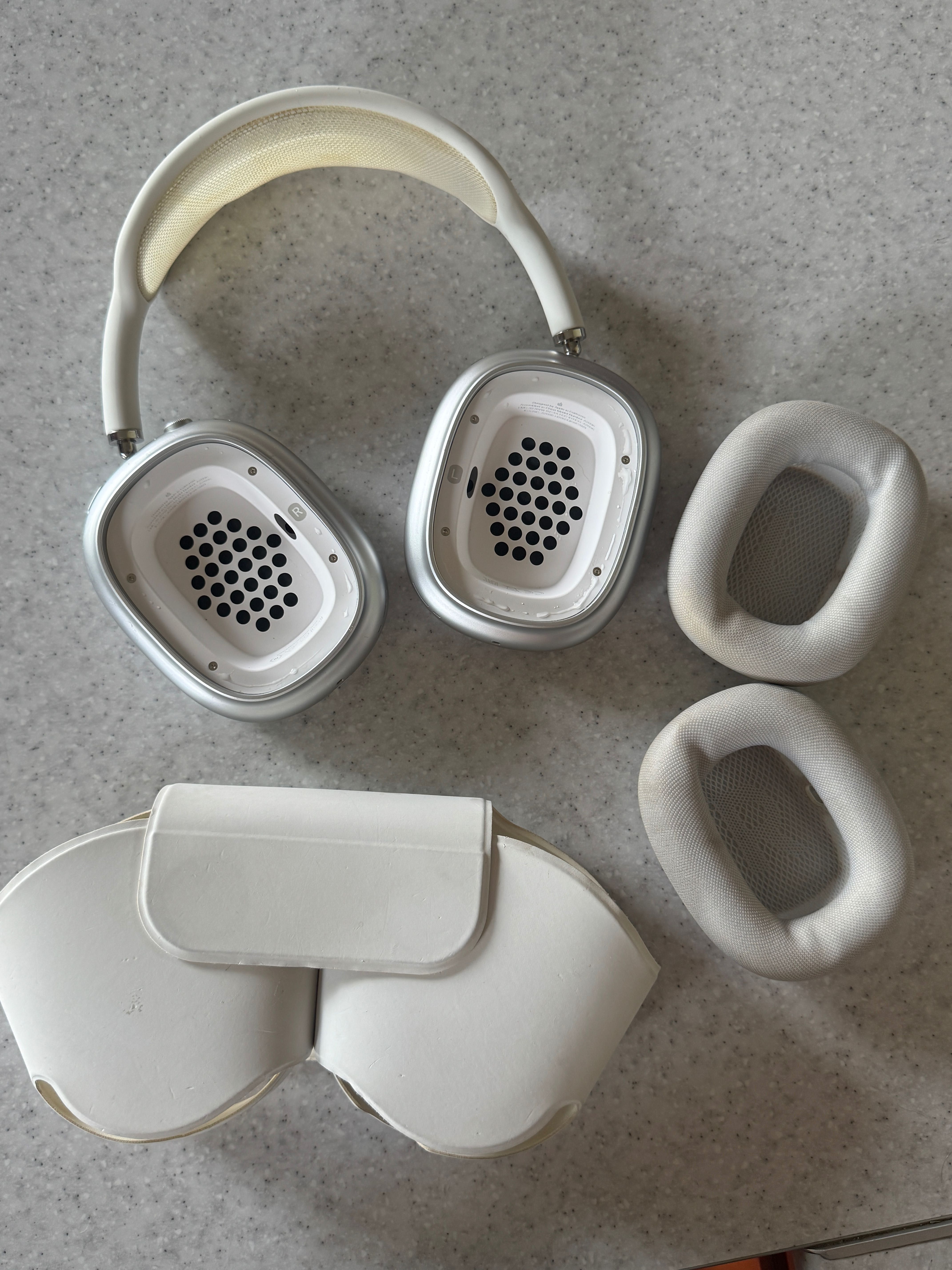 Бездротові навушники AirPods MAX Silver (MGYJ3)