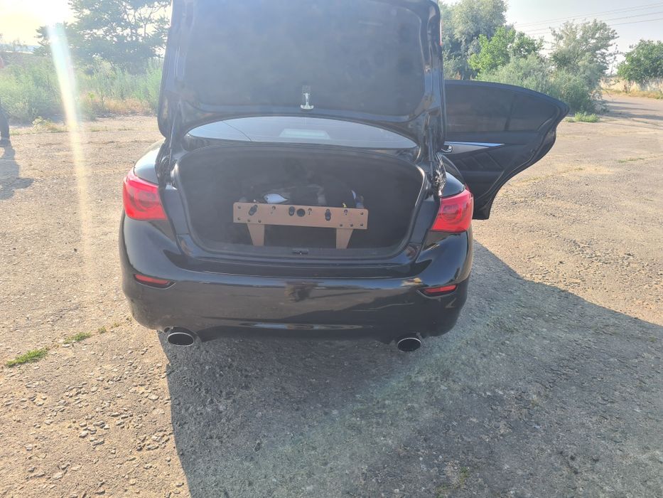 Продам infiniti q50
