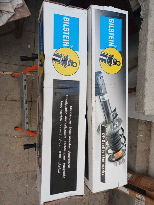 Амортизатор підвіски передній  BILSTEIN  22122469  2шт