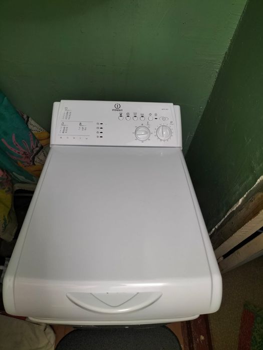 Продам стиральную машину