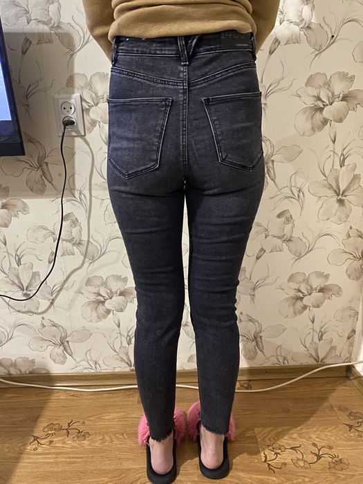 Джинси, штани, жіночі Stradivarius, нові.