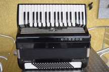 Acordeao Hohner Favorit IV P 4 Voz 96 Baixox, N . 324