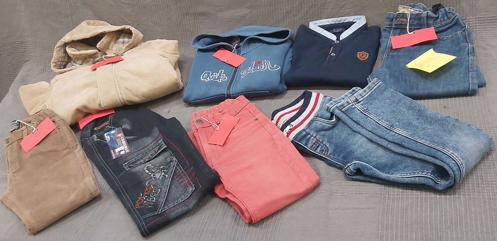 LOTES DE ROUPA 2a MÃO EM BOM ESTADO DE CRIANÇA