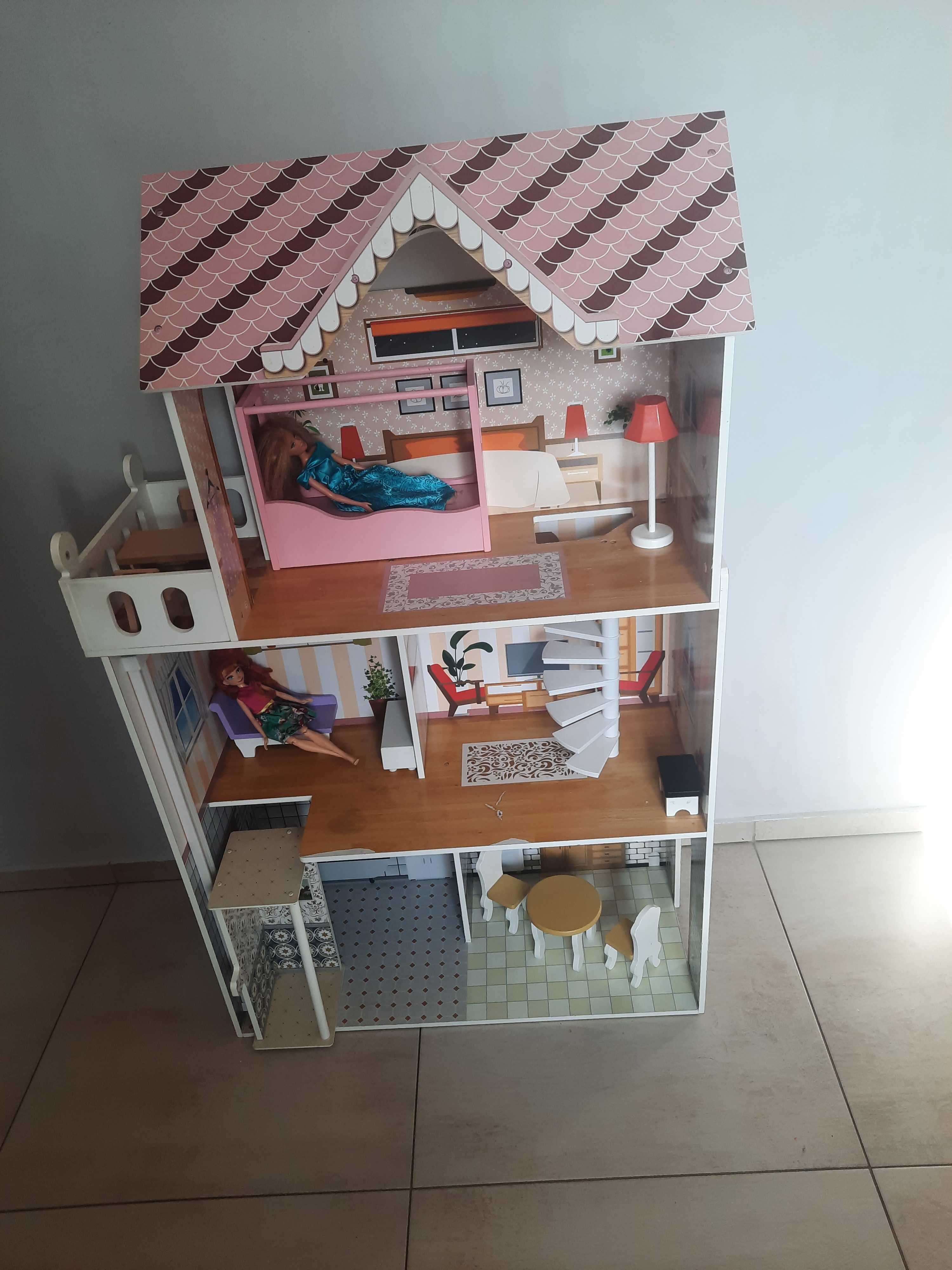 Domek dla lalek duzy