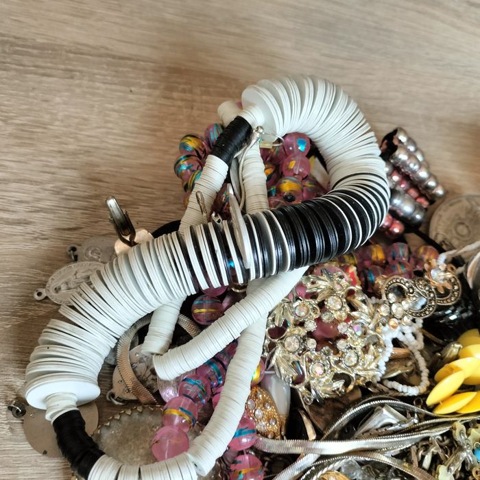 Mix bizuterii uszkodzonej Vintage DIY biżuteria złom
