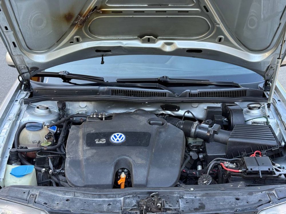 Volkswagen Bora 1.6 MPI АВТОМАТ ГАЗ4