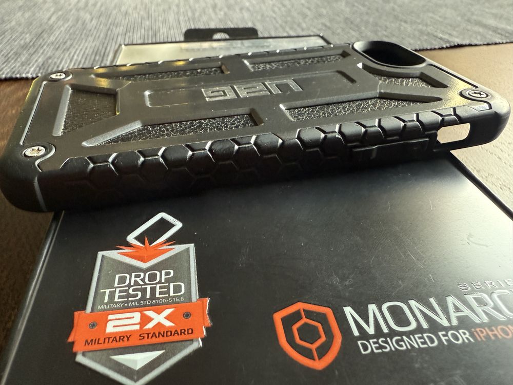Etui UAG Monarch, iphone 6, 6s, 7, SE.