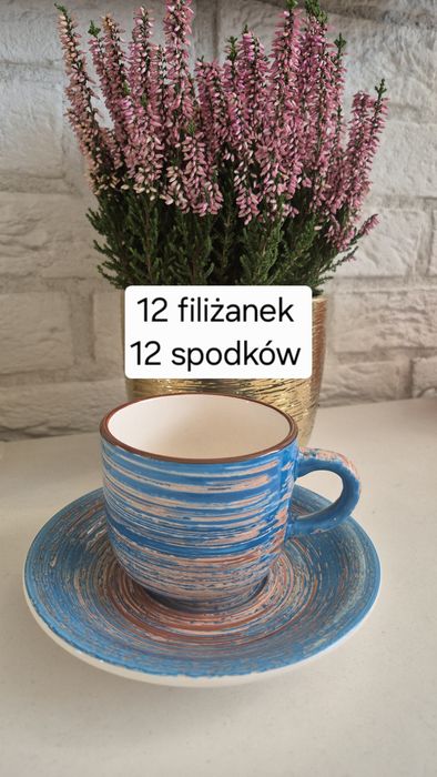12 filiżanek I 12 spodków komplet filiżanek