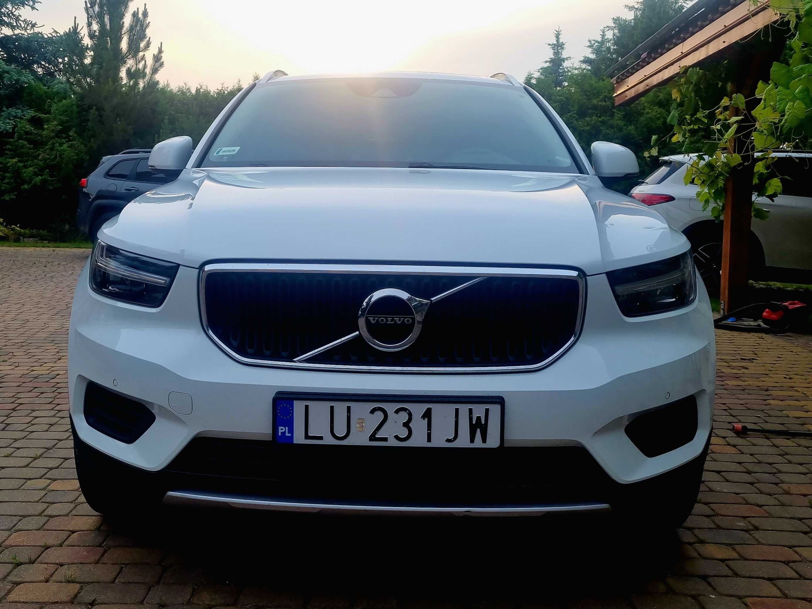 volvo xc40 D4 krajowy bezwypadkowy