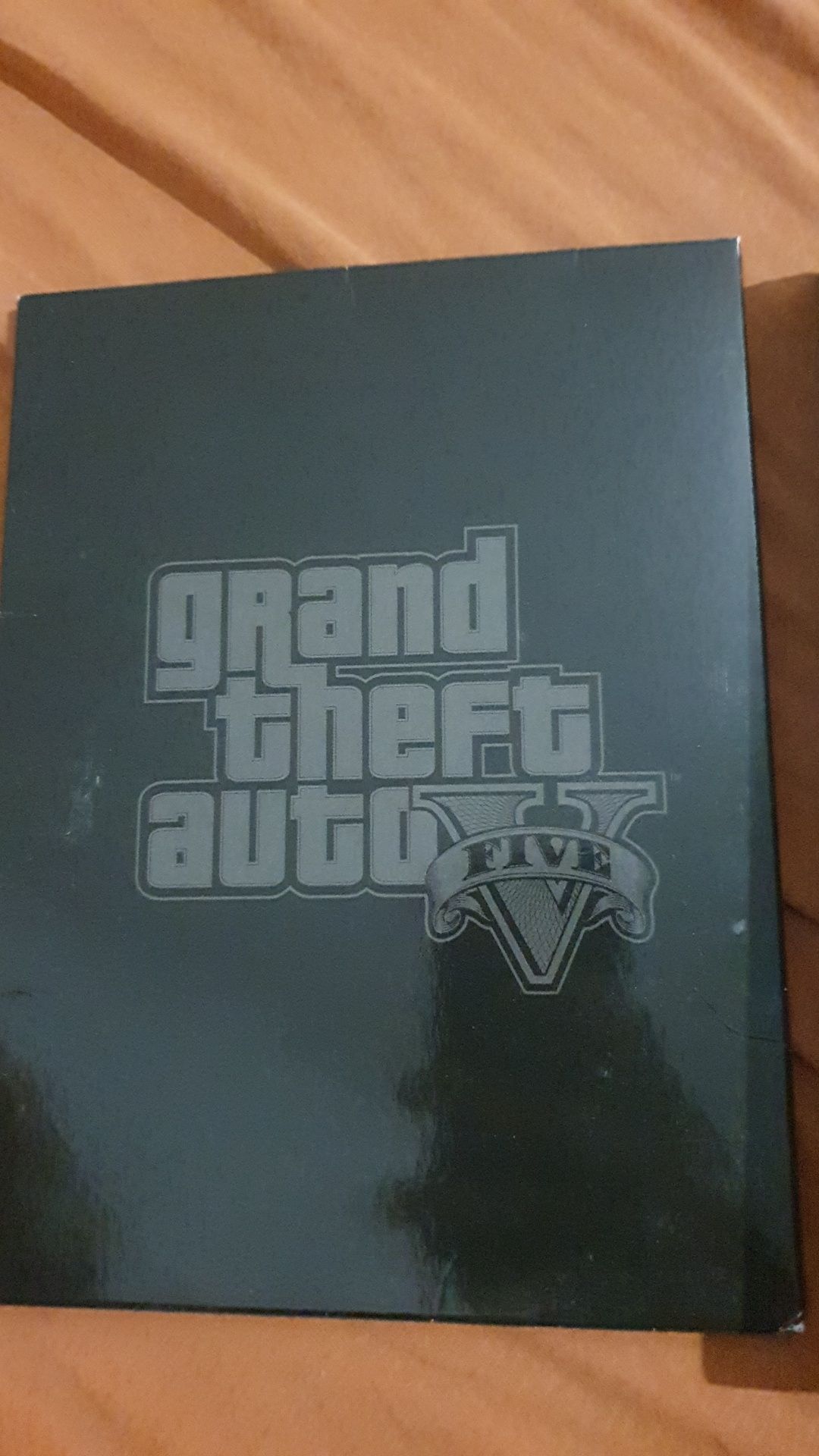 GTA V grand theft auto five. Orginał pudełko 7 płyt .