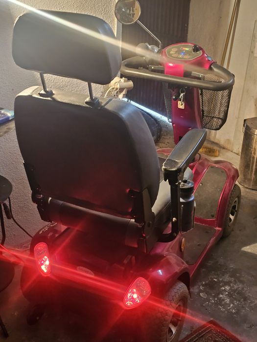 Scooter elétrica mobilidade reduzida