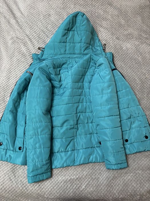 Куртка осіння жіноча