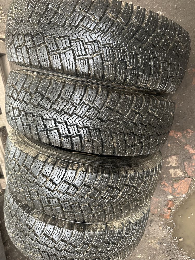 Шини болотні на Ниву , Віто , Т4. 215/70 R15 , резина на Самурай