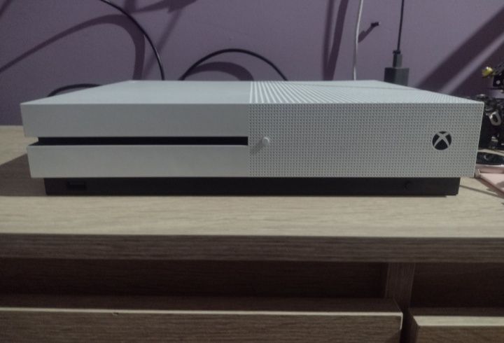 XBOX one S używany