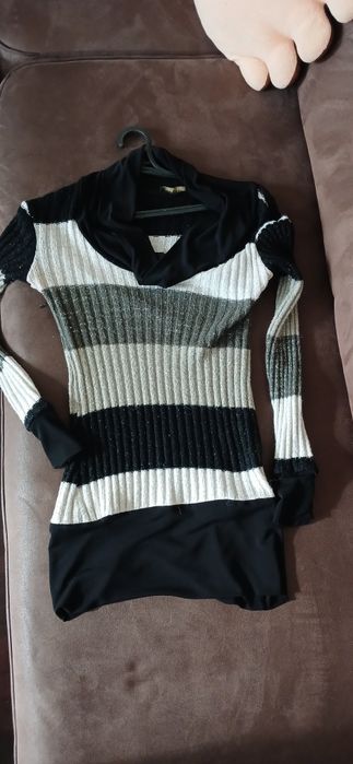 Мягкий тёплый Свитер в полоску