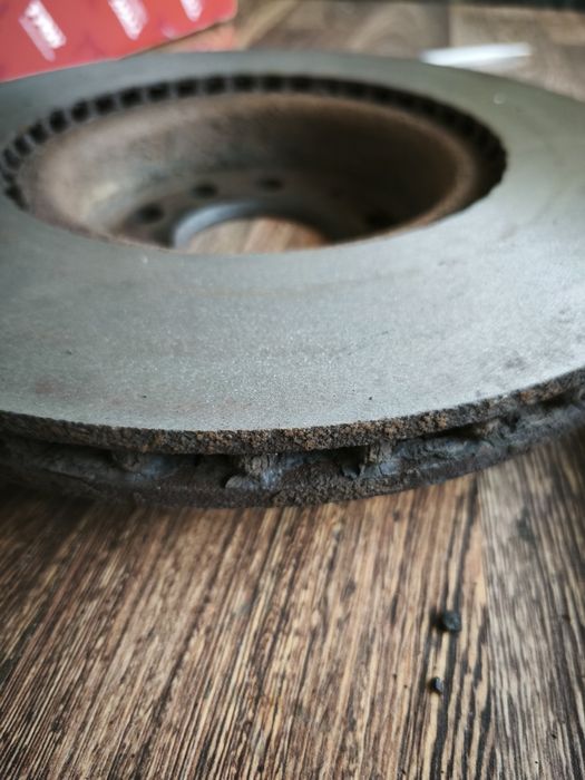 Гальмівний диски передні шкода А7